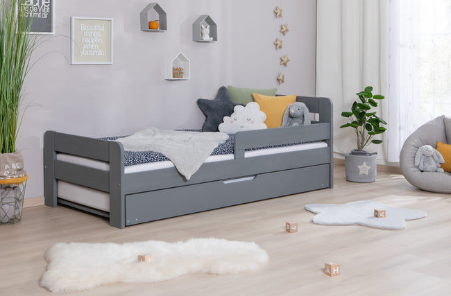 Einzelbett mit Rausfallschutz "Bennet" 100x200 Kiefer massiv