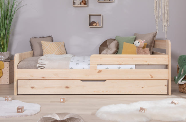 Einzelbett mit Rausfallschutz "Bennet" 120x200 Kiefer massiv