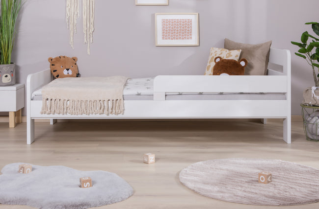 Einzelbett mit Rausfallschutz "Bennet" 100x200 Kiefer massiv