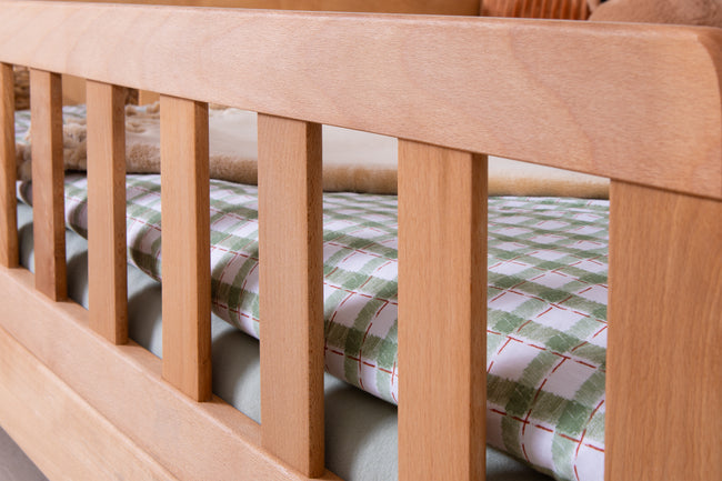 Kinderbett Hausbett "Lou" 90x200 Buche Massiv