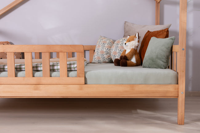 Kinderbett Hausbett "Lou" 90x200 Buche Massiv