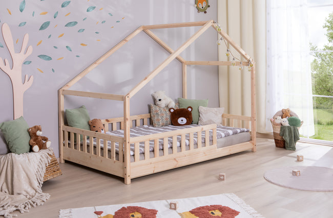 Kinderbett Hausbett "Lou" 120x200 Kiefer Massiv