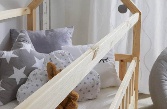 Kinderbett Hausbett "Kay" 80x160 Kiefer massiv