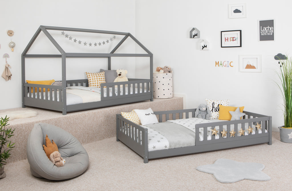 Kinderbett Duo – Ein Hausbett mit abnehmbarem Dach, wandelbar zum Bodenbett