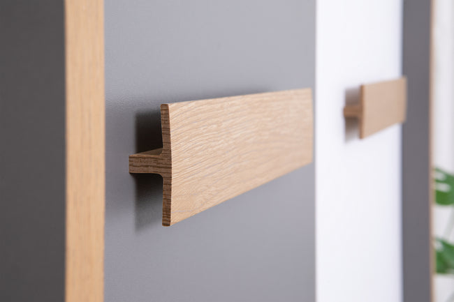 Kleiderschrank mit Stauraum "Thilo" 2-türig